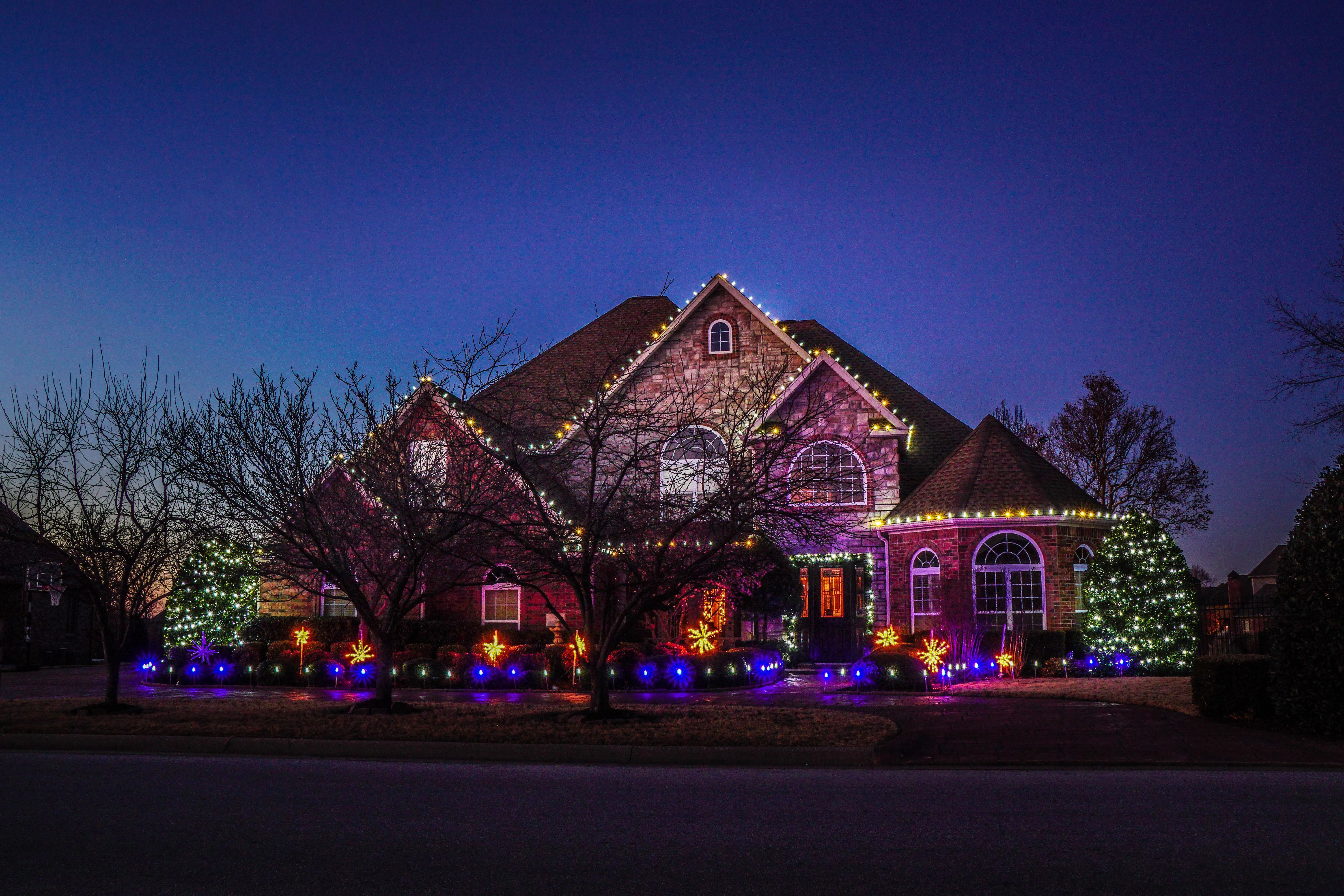 Holiday lighting project by The Lighting Master
